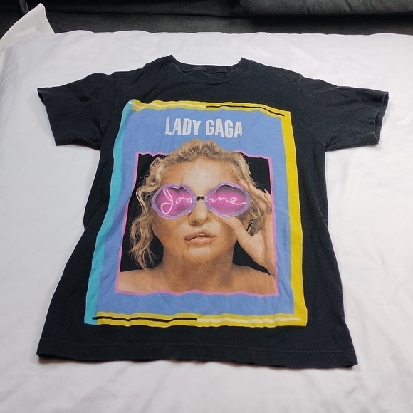Lady Gaga world tour women's small sized t shirt - Picture 2 of 7